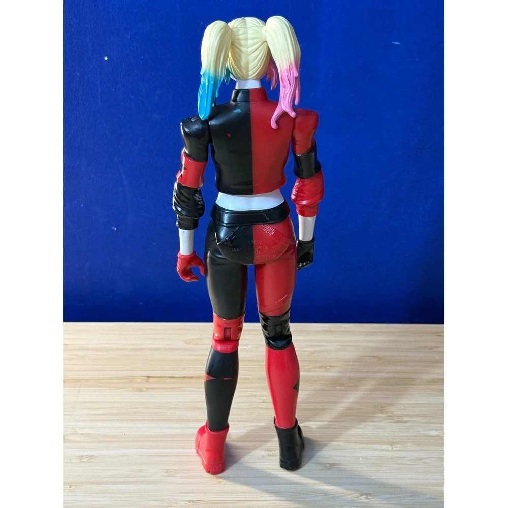 DC Comics Harley Quinn 12 Inch Action Figure Red Black Suit Spin Master 2020